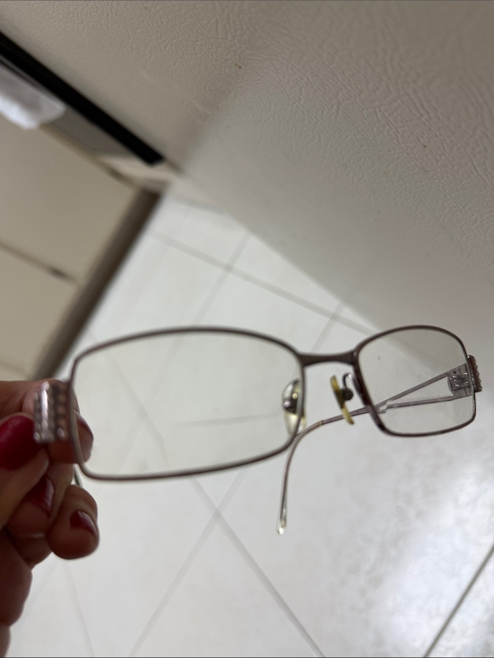 Versace 1117-b pre-owned Women's Rectangular Metal Frame Eyeglasses in Silver